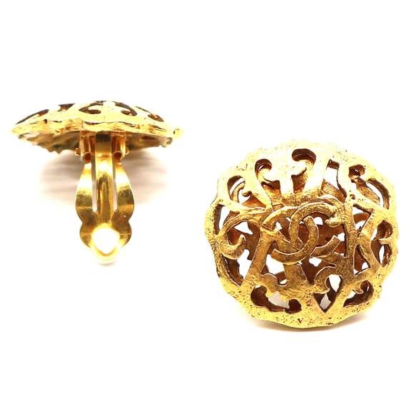 Chanel Gold Cutout CC Clip On Earrings - Picture 11 of 12